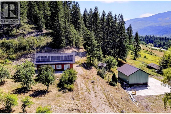 1711 Burman Road, Clearwater, BC, photo 3