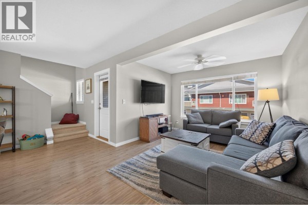 Foyer - 1711 Copperhead Drive Unit# 6, Kamloops, BC V1S0C2 Photo 4