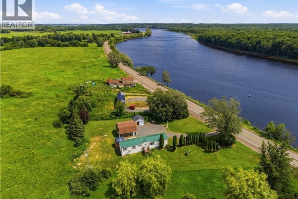 4pc Ensuite bath - 1711 Route 105, Maugerville, NB E3A8J4 Photo 4