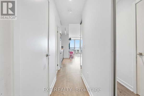 Kitchen - 1712 - 1928 Lake Shore Boulevard W, Toronto, ON M6S0B1 Photo 3