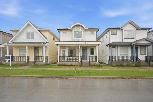 17130 1 Avenue, Surrey, BC V3Z9R2 Photo 2