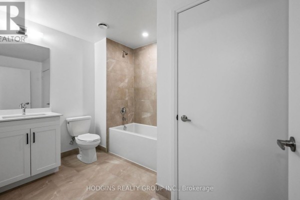 1714 - 1035 Southdown Road, Mississauga, ON L5J0A2 Photo 3