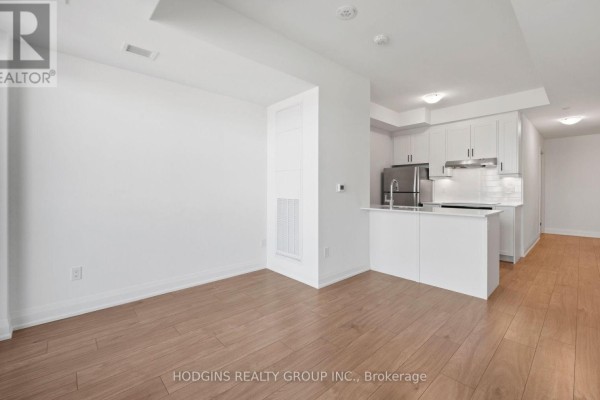 1714 - 1035 Southdown Road, Mississauga, ON L5J0A2 Photo 4