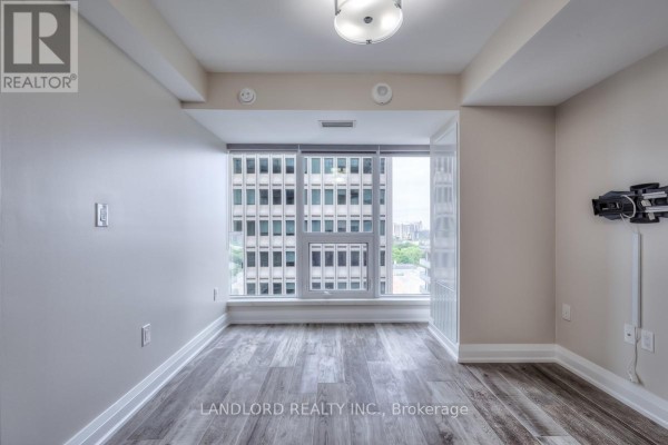 1714 - 955 Bay Street, Toronto, ON M5S0C6 Photo 4