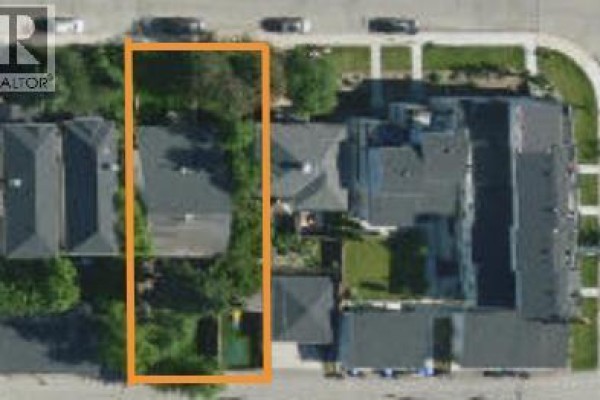 5pc Bathroom - 1715 31 Avenue Sw, Calgary, AB T2T1S6 Photo 4