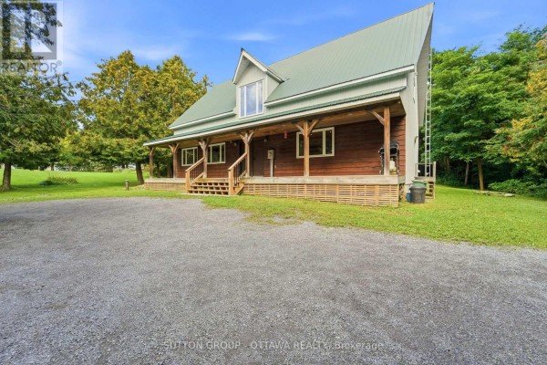 1715 Carsonby Road E, Ottawa, ON, photo 2