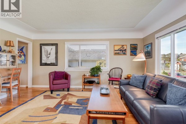 Workshop - 1715 Cedar Ave, Saanich, BC V8P1X1 Photo 2