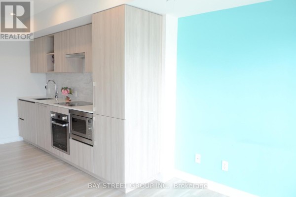 Dining room - #1716 - 17 Bathurst Street, Toronto, ON M5V0N1 Photo 3