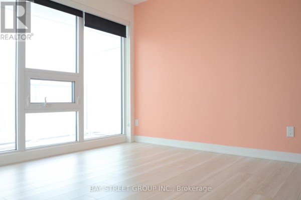 Den - #1716 - 17 Bathurst Street, Toronto, ON M5V0N1 Photo 5