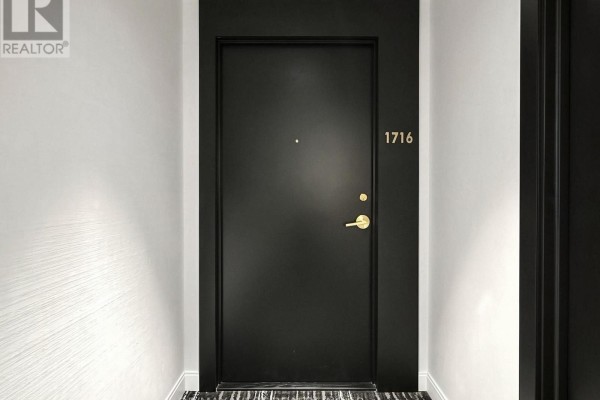 1716 - 85 Wood Street, Toronto, ON M4Y0E8 Photo 5