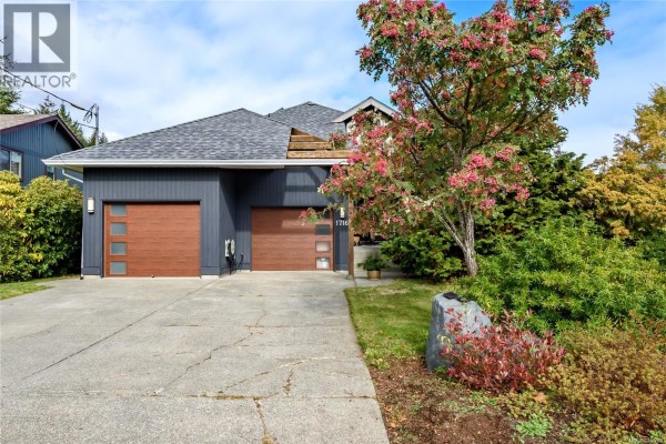 1716 Tofino Pl, Comox, BC, photo 3