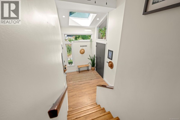 Bathroom - 1719 Robb Ave, Comox, BC V9M2W6 Photo 5