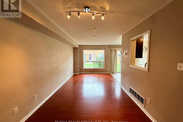 172 - 525 Novo Star Drive, Mississauga, ON L5W1X8 Photo 5