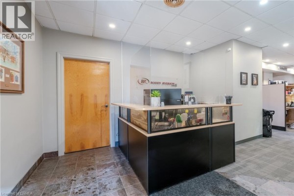 172 Dalhousie Street Unit# Main Floor, Brantford, ON N3T2J7 Photo 4