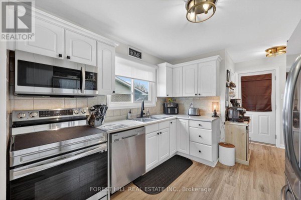 Eating area - 172 Ellwood Drive E, Caledon, ON L7E1Z1 Photo 4