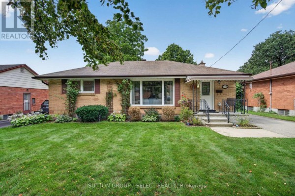 Kitchen - 172 Fairhaven Circle, London East, ON N5W1E2 Photo 4
