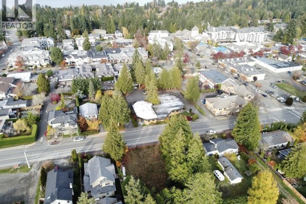 172 Fern Rd W, Qualicum Beach, BC, photo 2