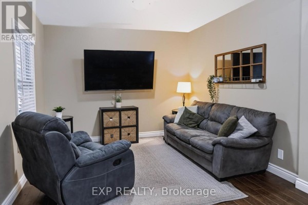 172 Lake Street, St  Catharines, ON L2R5Y9 Photo 4