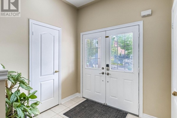 Family room - 172 Pefferlaw Circle, Brampton, ON L6Y0L2 Photo 5