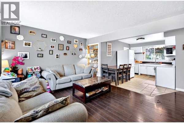 Bedroom - 1721 Brunner Avenue, Kamloops, BC V2B4K1 Photo 3