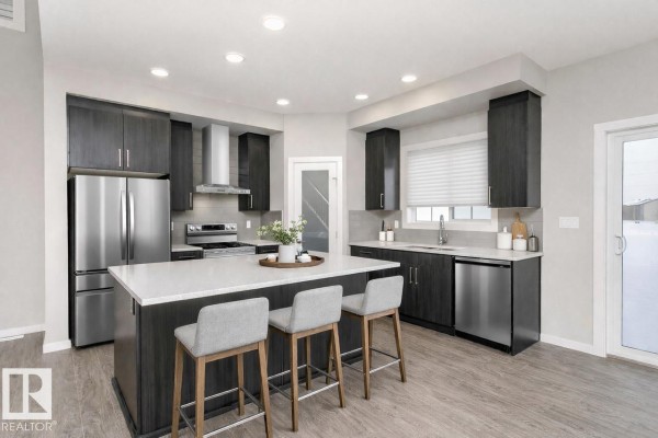 Kitchen - 17236 5 St Nw, Edmonton, AB T5Y6G4 Photo 3