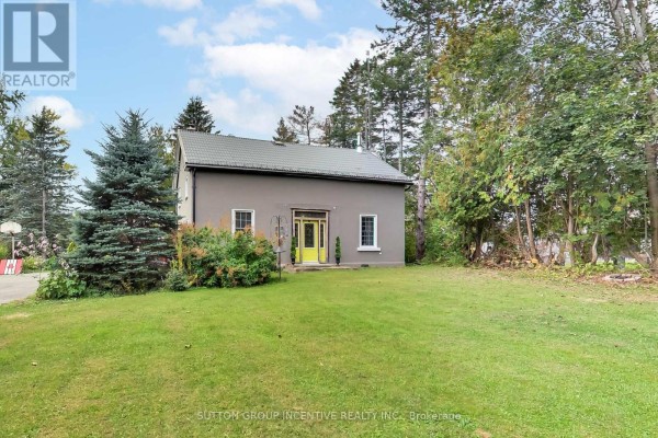 1724 Penetanguishene Road, Springwater, ON, photo 3