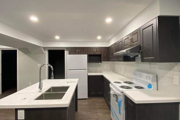 1725 Frederick Mason Drive, Oshawa, ON L1K0X5 Photo 2