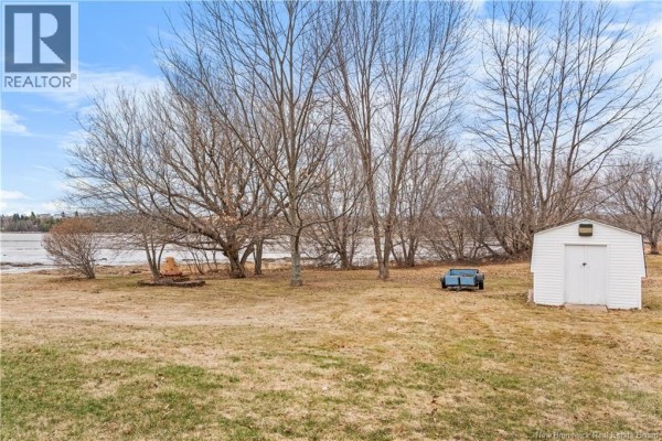 1725 Gowan Brae, Bathurst, NB, photo 3