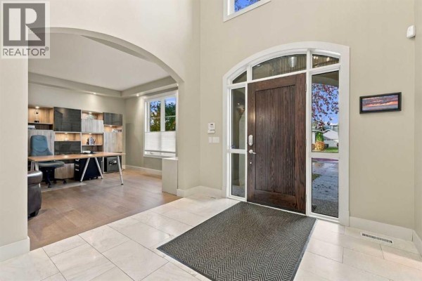 Office - 1727 Westmount Road Nw, Calgary, AB T2N3M4 Photo 2