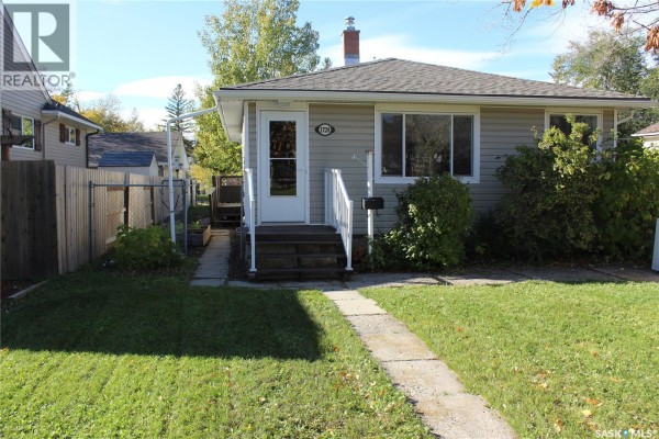 1728 Connaught Street, Regina