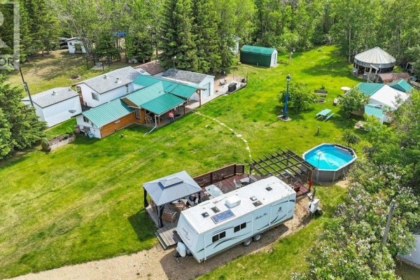 Kitchen - 173, 43336 Range Road 215, Rural Camrose County, AB T0B1M0 Photo 3