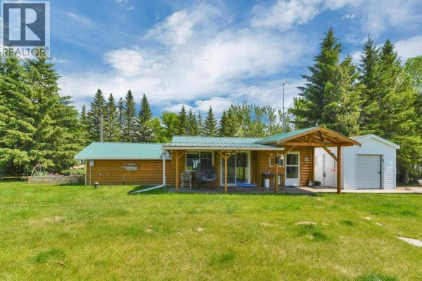 Bedroom - 173, 43336 Range Road 215, Rural Camrose County, AB T0B1M0 Photo 4