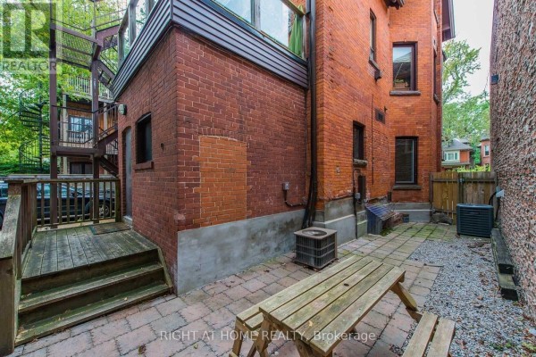 173-175 Madison Avenue, Toronto, ON M5R2S6 Photo 3