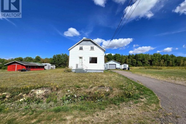 Living room - 173 Boston Road, River Hebert East, NS B0L1H0 Photo 3