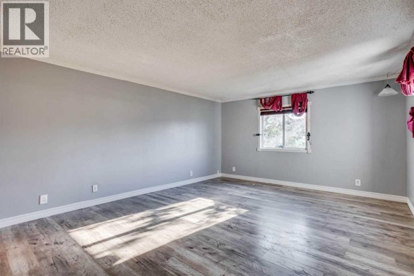 Foyer - 173 Cokerill Crescent, Fort Mcmurray, AB T9K2J3 Photo 4