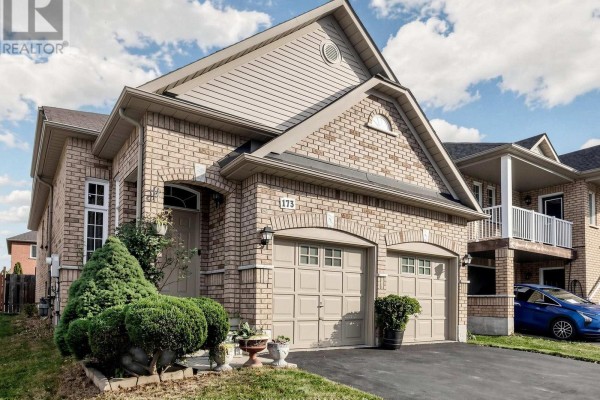 173 Fairhill Avenue, Brampton