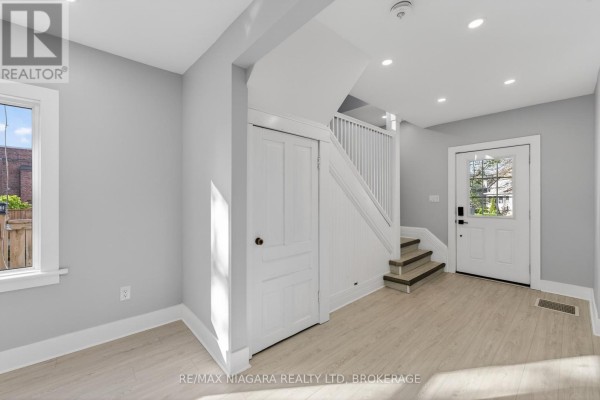 173 Lake Street, St  Catharines, ON L2R5Y8 Photo 4
