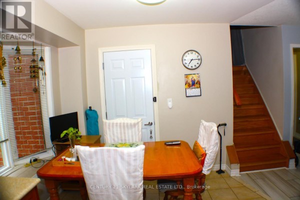 Primary Bedroom - 173 Lech Walesa Drive, Mississauga, ON L5B3H1 Photo 5