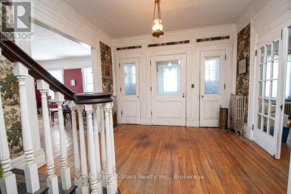 Bathroom - 173 Lindsay Street S, Kawartha Lakes, ON K9V2N2 Photo 5