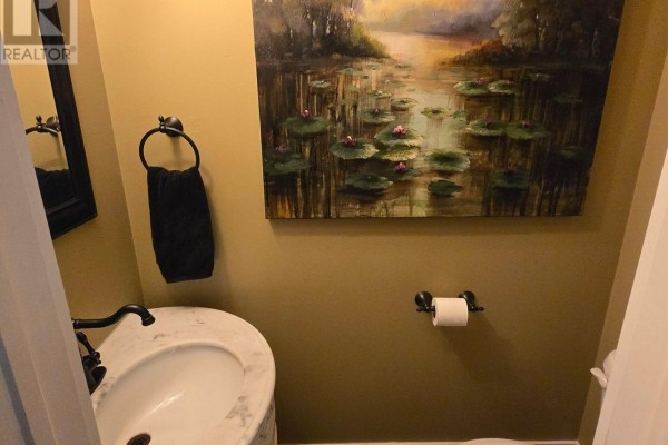 Bathroom - 1730 Attawandaron Road, London North, ON N6G3N1 Photo 5