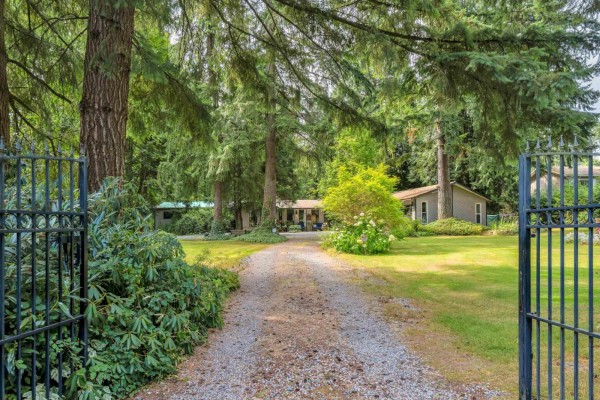 17300 26 Avenue, Surrey, BC V3Z0A4 Photo 3