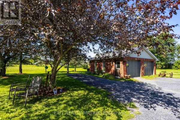 Kitchen - 17307 Wheeler Road, South Stormont, ON K0C2A0 Photo 4