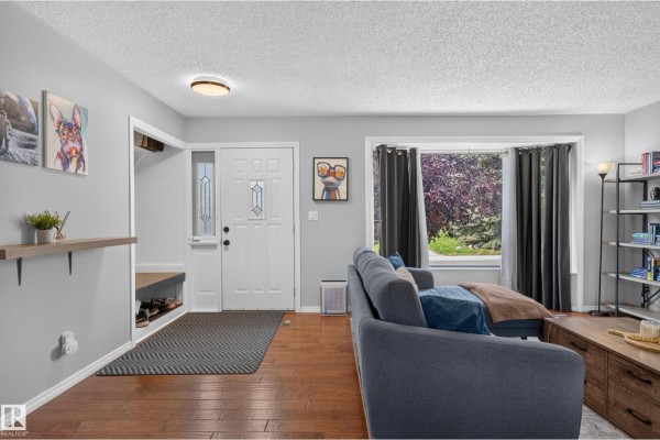 Primary Bedroom - 17311 101 St Nw, Edmonton, AB T5X4B6 Photo 4