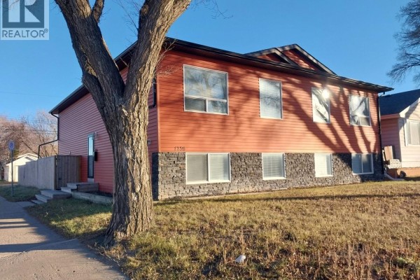 1736 C Avenue N, Saskatoon