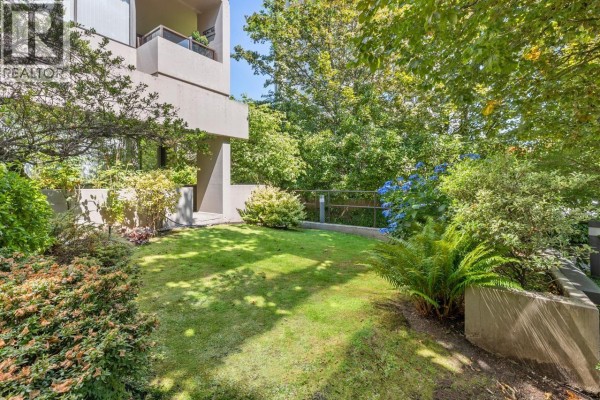 1737 Duchess Avenue, West Vancouver, BC V7V1P8 Photo 4