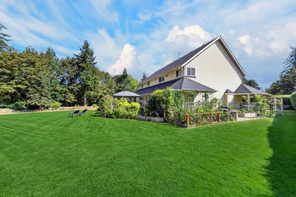 17377 28a Avenue, Surrey, BC V3Z0E7 Photo 4