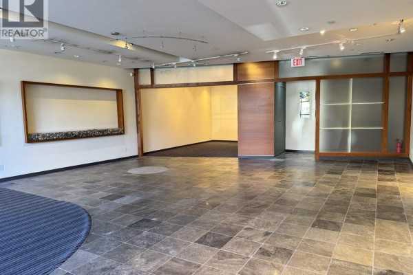1738 W 2nd Avenue, Vancouver, BC, photo 2