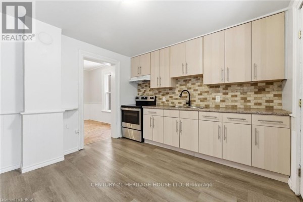174-176 Darling Street, Brantford, ON N3S3W6 Photo 5