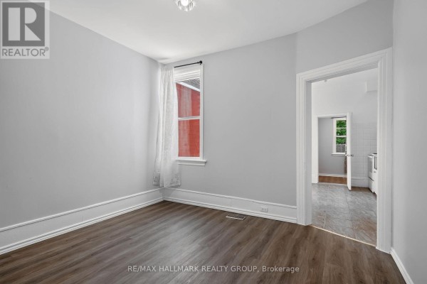 174 Arthur Street, Ottawa, ON K1R7C4 Photo 5