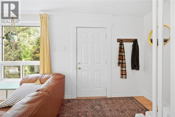 Bathroom - 174 Beech Street, St  Catharines, ON L2R2C6 Photo 5